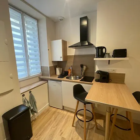 Апартаменты Le Logis De Lyla Лудён